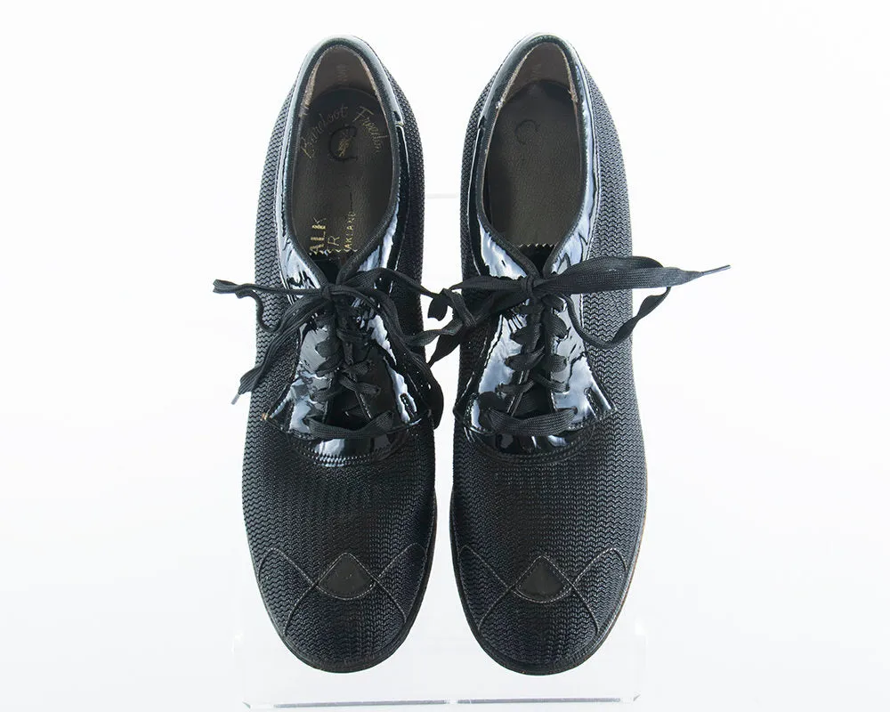 $50 & UNDER SALE || 1940s Mesh Black Patent Leather Oxford Shoes | size 6