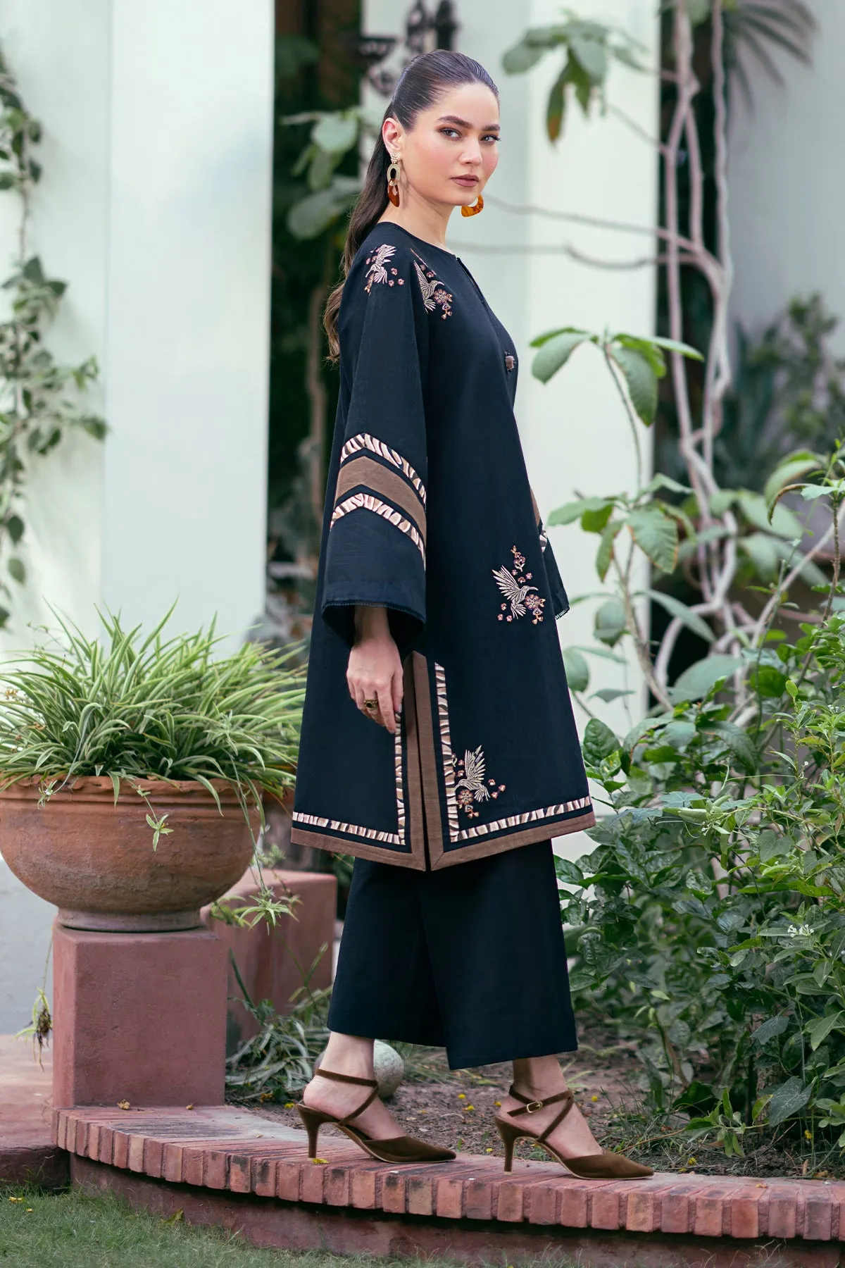 EMBROIDERED KHADDAR PR-1025