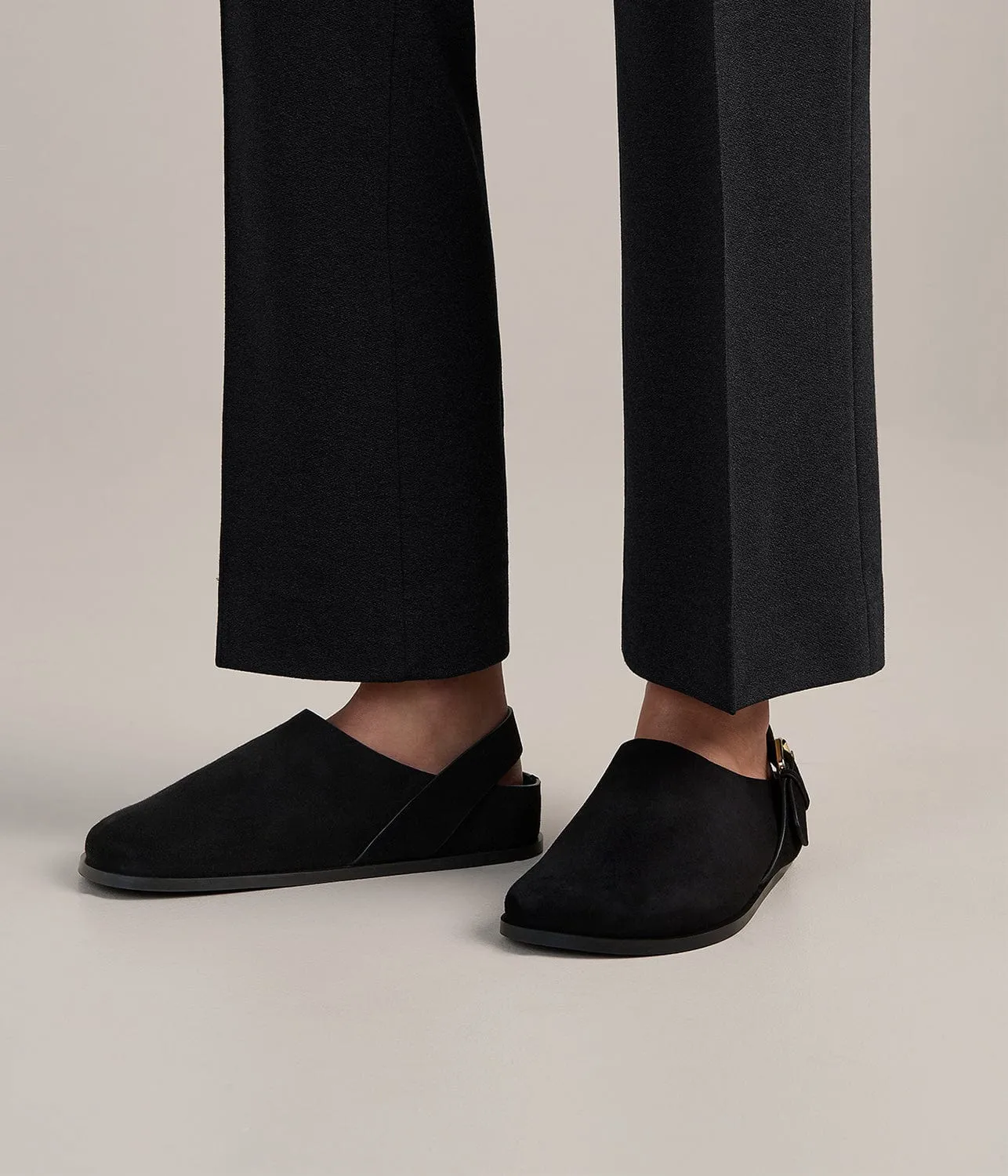 LOUIS CLOG- BLACK SUEDE